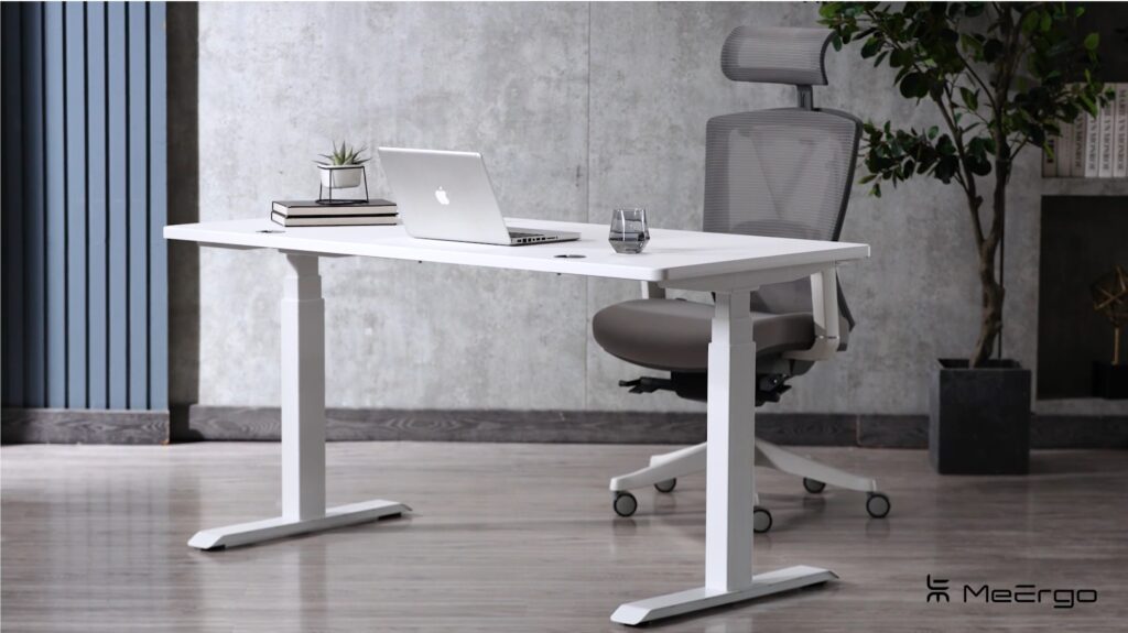 MeErgo Ergonomic Chair in Grey & Standing desk in White